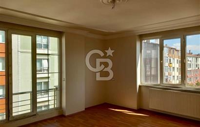 ÇORLU MERKEZ'DE CADDE ÜZERİ 2+1 SATILIK DAİRE