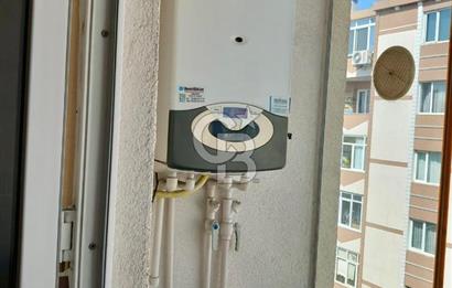 ÇORLU MERKEZ'DE CADDE ÜZERİ 2+1 SATILIK DAİRE