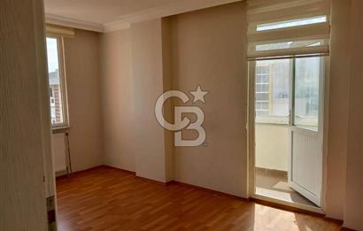 ÇORLU MERKEZ'DE CADDE ÜZERİ 2+1 SATILIK DAİRE