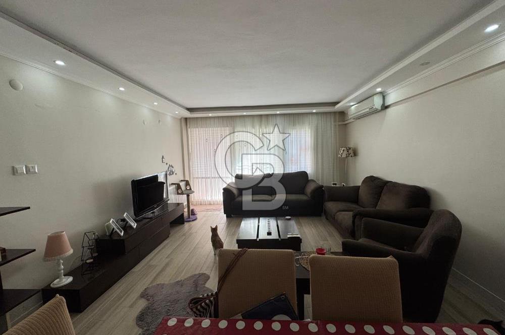 Karşıyaka Bahçelievlerde Önü Açık Full Tadilatlı 3+1 Daire