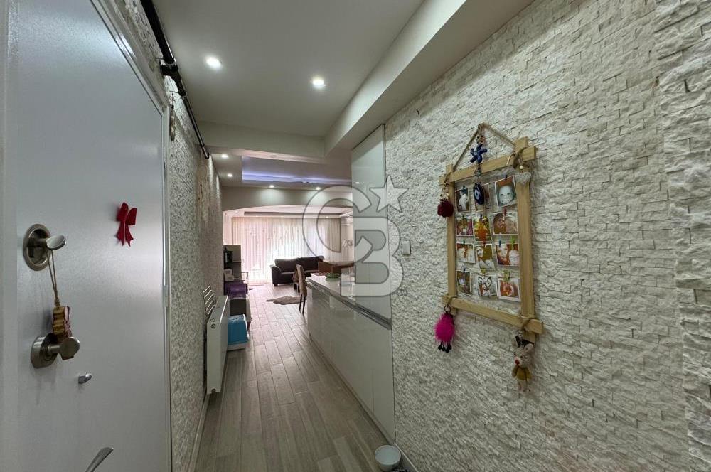 Karşıyaka Bahçelievlerde Önü Açık Full Tadilatlı 3+1 Daire