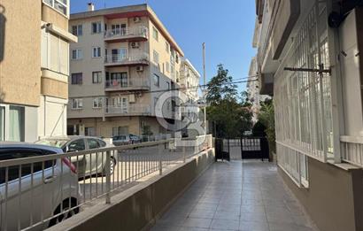 Karşıyaka Bahçelievlerde Önü Açık Full Tadilatlı 3+1 Daire