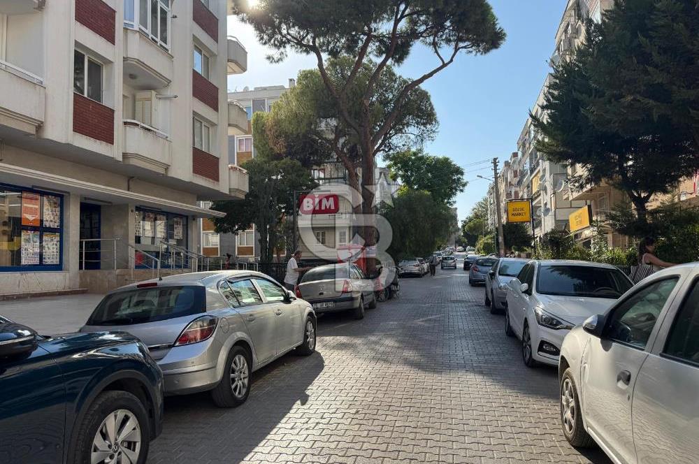 Karşıyaka Bahçelievlerde Önü Açık Full Tadilatlı 3+1 Daire