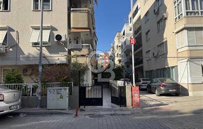 Karşıyaka Bahçelievlerde Önü Açık Full Tadilatlı 3+1 Daire