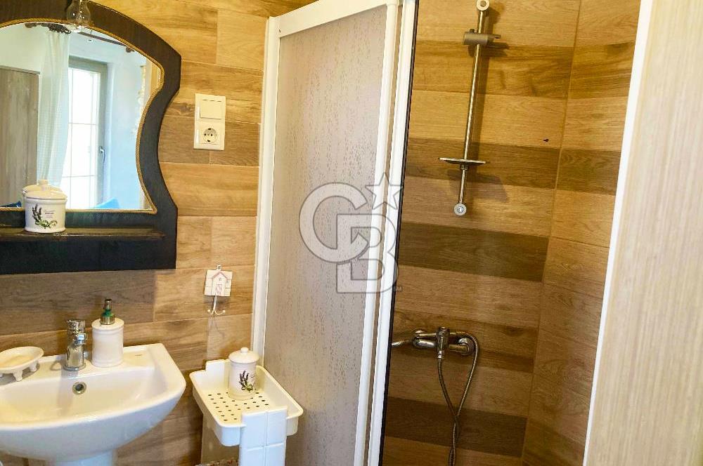 Datça Kızlan'da deniz manzaralı 952 m2 arsa içinde Satılık müstakil ev