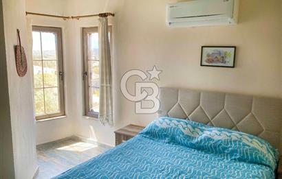 Datça Kızlan'da deniz manzaralı 952 m2 arsa içinde Satılık müstakil ev