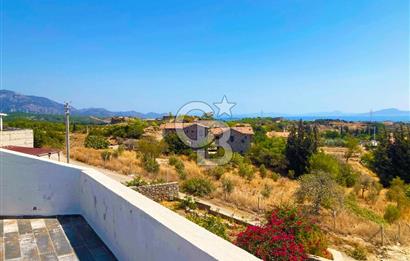 Datça Kızlan'da deniz manzaralı 952 m2 arsa içinde Satılık müstakil ev