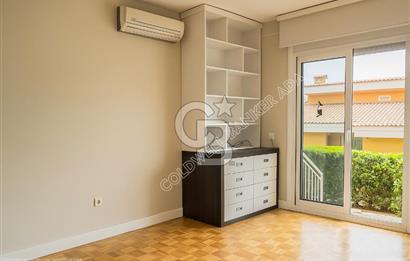 Kuşadası Marina Ege Vista Evlerinde Satılık 5+1 Bahçe Dubleks Daire
