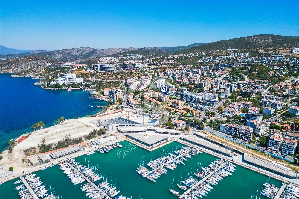 Kuşadası Marina Ege Vista Evlerinde Satılık 5+1 Bahçe Dubleks Daire