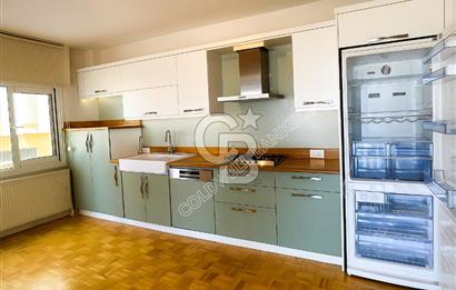 Kuşadası Marina Ege Vista Evlerinde Satılık 5+1 Bahçe Dubleks Daire
