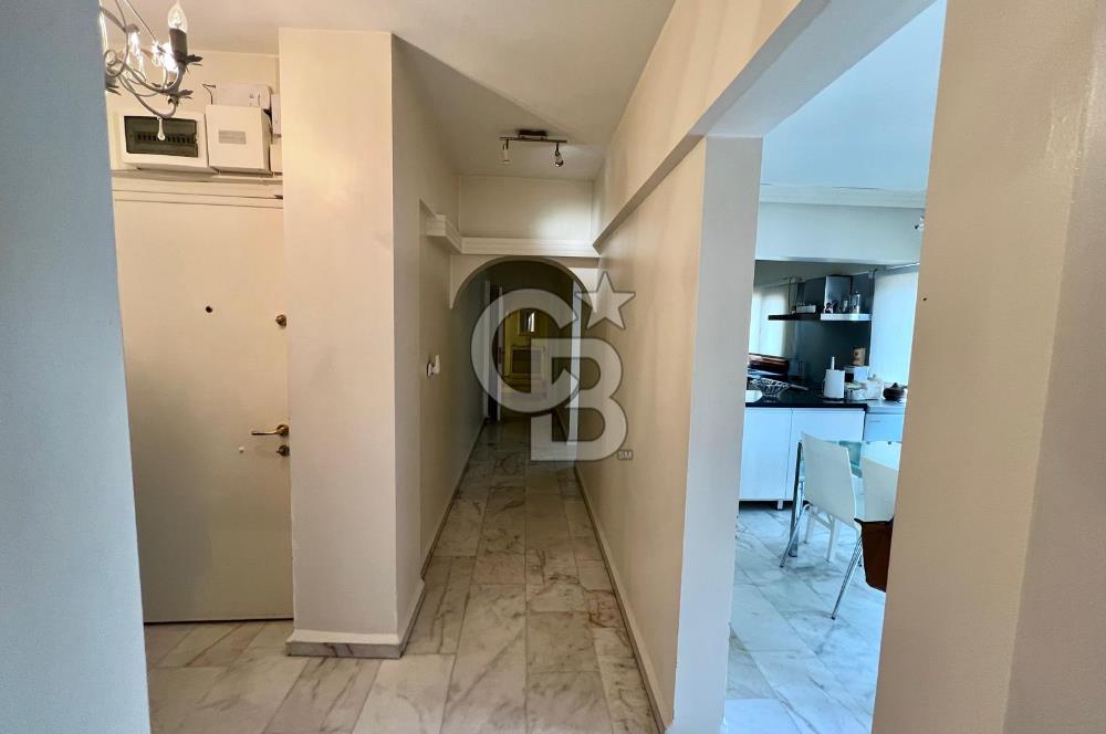 Ortaköy'de Geniş 4+1 Fırsat Satılık Daire