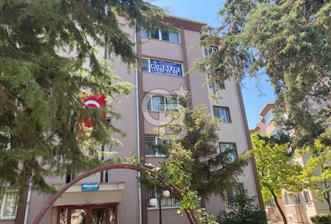 AHMET TANER KIŞLALI MAHALLESİ ARA KATTA 3+1 KİRALIK DAİRE