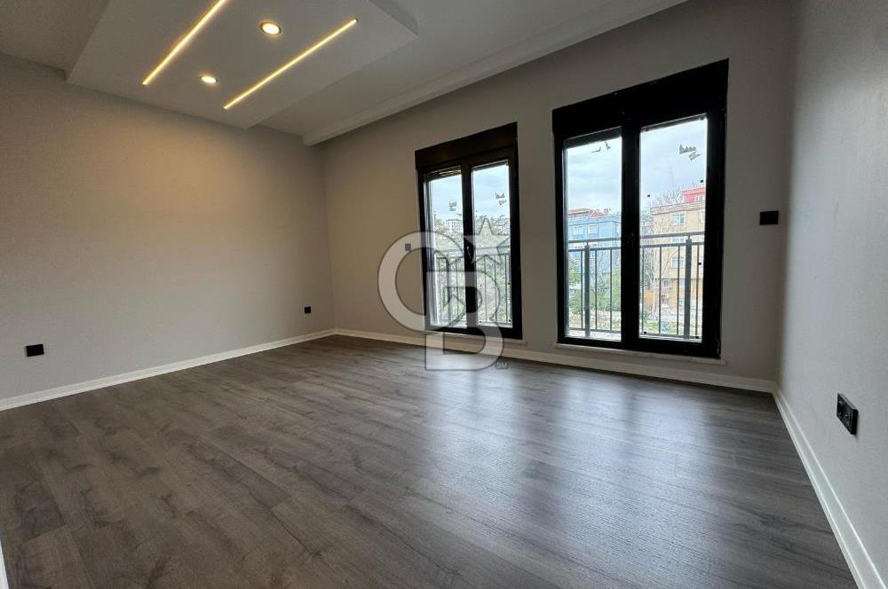 BÜYÜKÇEKMECE ALBATROS MERKEZDE TERASLI SIFIR 3+2 LÜKS DAİRE