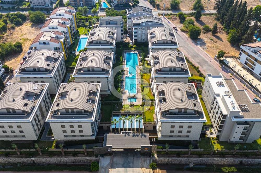 Konyaaltı Konaklar Bölgesi Casa Luna'da Ayrıcalıklı 4+1 Yaşam