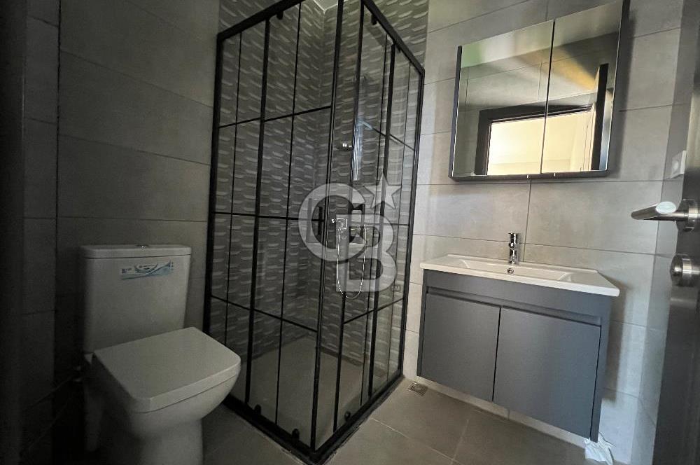 TUZLA TEPEÖREN SİTEDE BAHÇE PEYSAJLI HAVUZLU 2+1 KİRALIK VİLLA