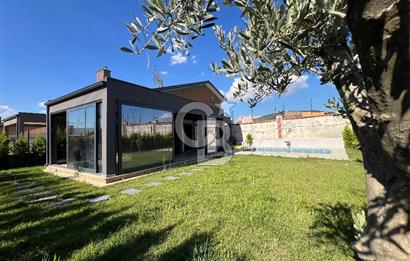 TUZLA TEPEÖREN SİTEDE BAHÇE PEYSAJLI HAVUZLU 2+1 KİRALIK VİLLA