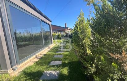 TUZLA TEPEÖREN SİTEDE BAHÇE PEYSAJLI HAVUZLU 2+1 KİRALIK VİLLA
