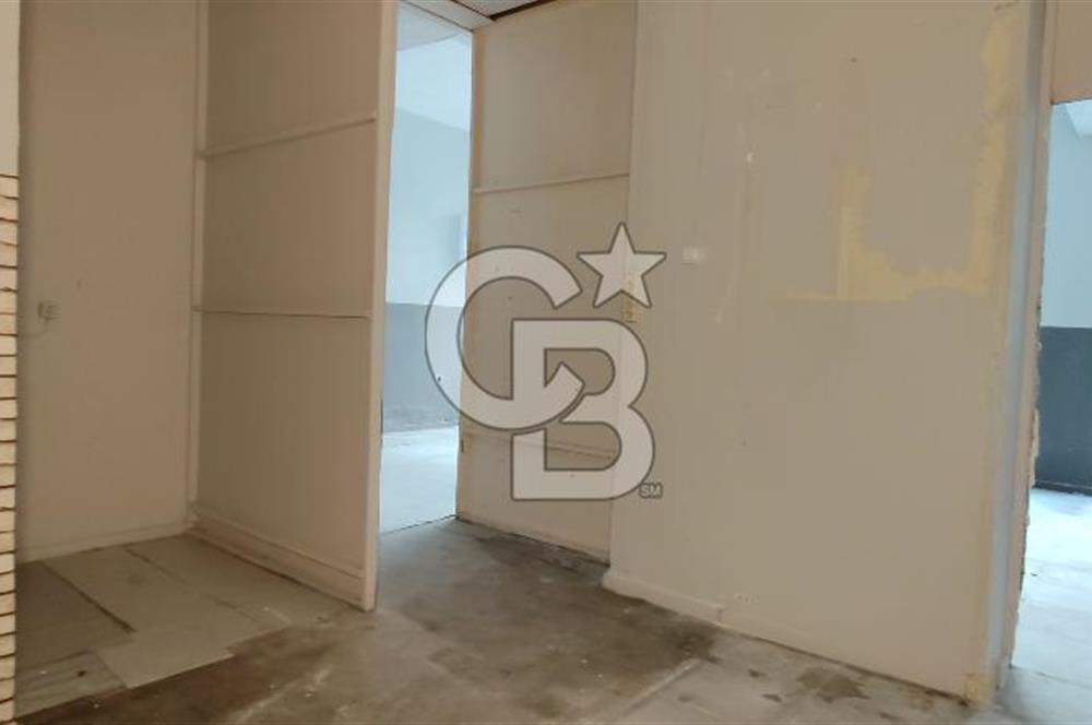 BORNOVA ÇAMDİBİ ATATÜRK PARKI YAKINI 65 M2 KIRALIK DÜKKAN