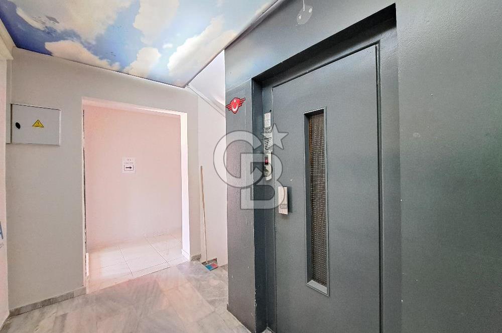 SAMSUN CUMHURİYET MEYDANINA CEPHE KİRALIK OFİS
