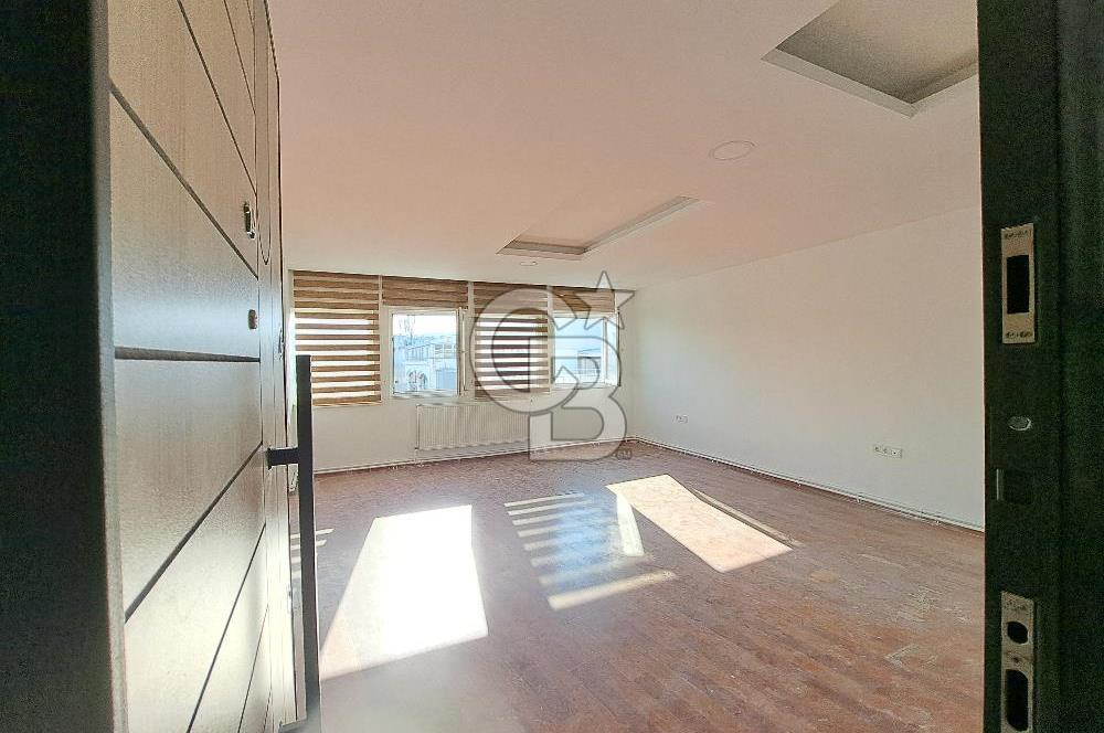 SAMSUN CUMHURİYET MEYDANINA CEPHE KİRALIK OFİS