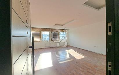 SAMSUN CUMHURİYET MEYDANINA CEPHE KİRALIK OFİS