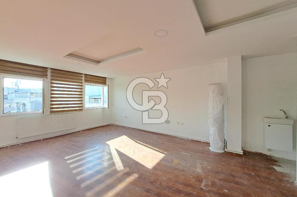 SAMSUN CUMHURİYET MEYDANINA CEPHE KİRALIK OFİS