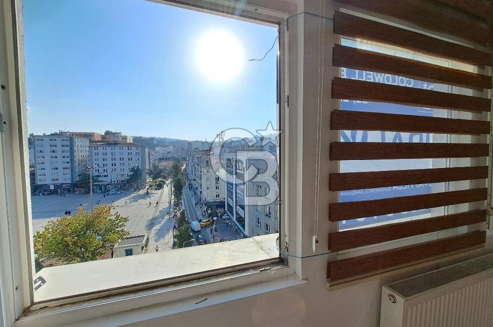 SAMSUN CUMHURİYET MEYDANINA CEPHE KİRALIK OFİS