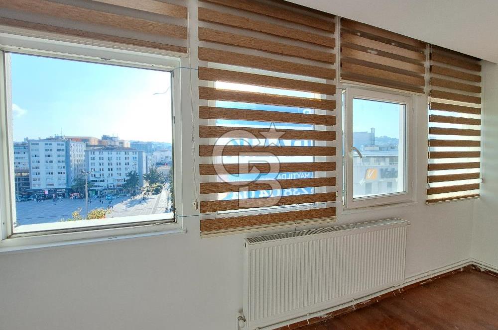 SAMSUN CUMHURİYET MEYDANINA CEPHE KİRALIK OFİS