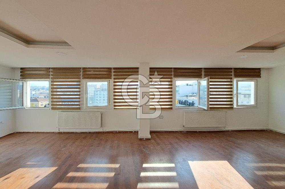SAMSUN CUMHURİYET MEYDANINA CEPHE KİRALIK OFİS
