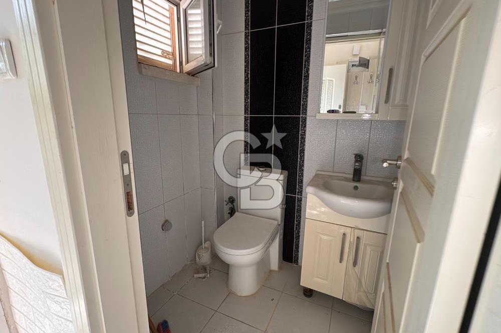 AKBÜK MERKEZDE Deniz Manzaralı 4+1 Havuzlu Sitede Müstakil Tripleks Satılık Villa