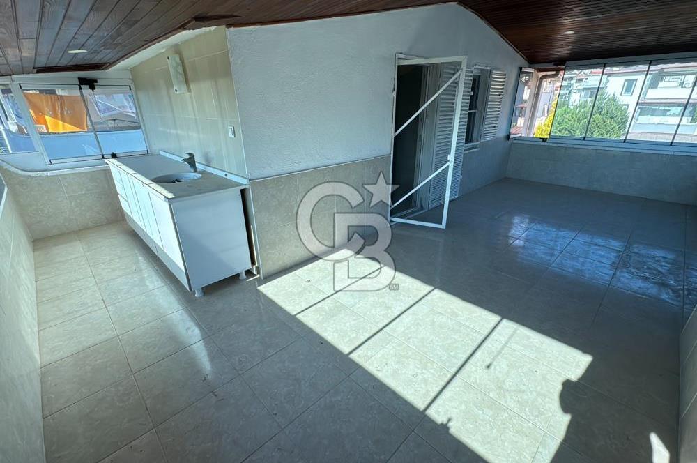 AKBÜK MERKEZDE Deniz Manzaralı 4+1 Havuzlu Sitede Müstakil Tripleks Satılık Villa