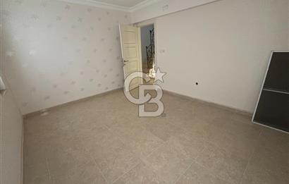 AKBÜK MERKEZDE Deniz Manzaralı 4+1 Havuzlu Sitede Müstakil Tripleks Satılık Villa