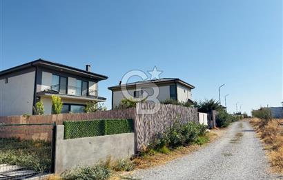 Bozcaada'ya Komşu, Denize Yakın 3+1 Satılık Villa