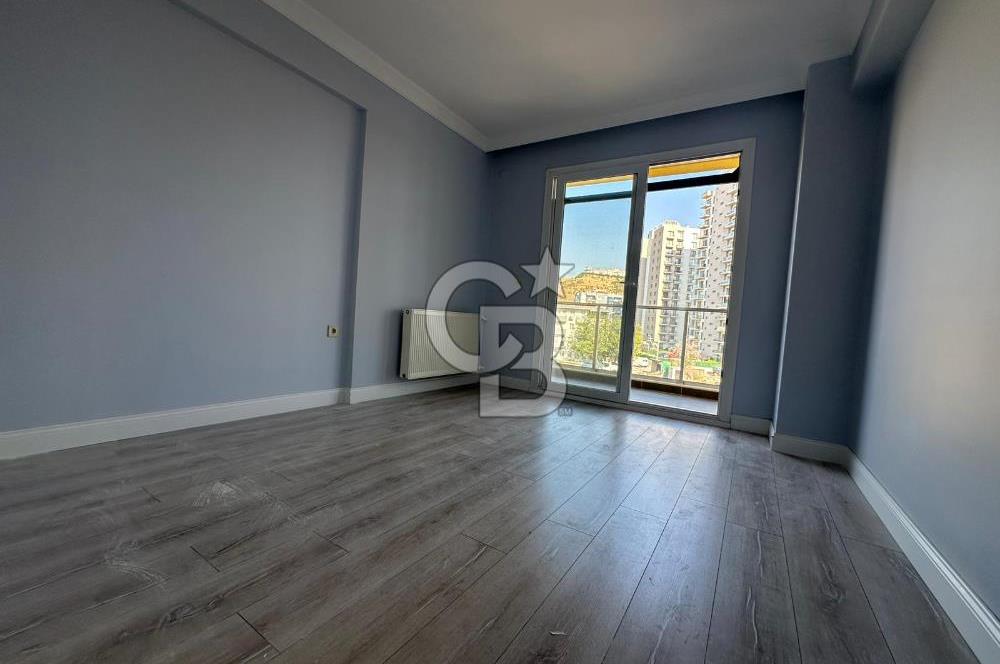ÇİĞLİ UĞUR MUMCU 3+1 EBEVEYN BANYOLU KİRALIK ÖZEL DAİRE 