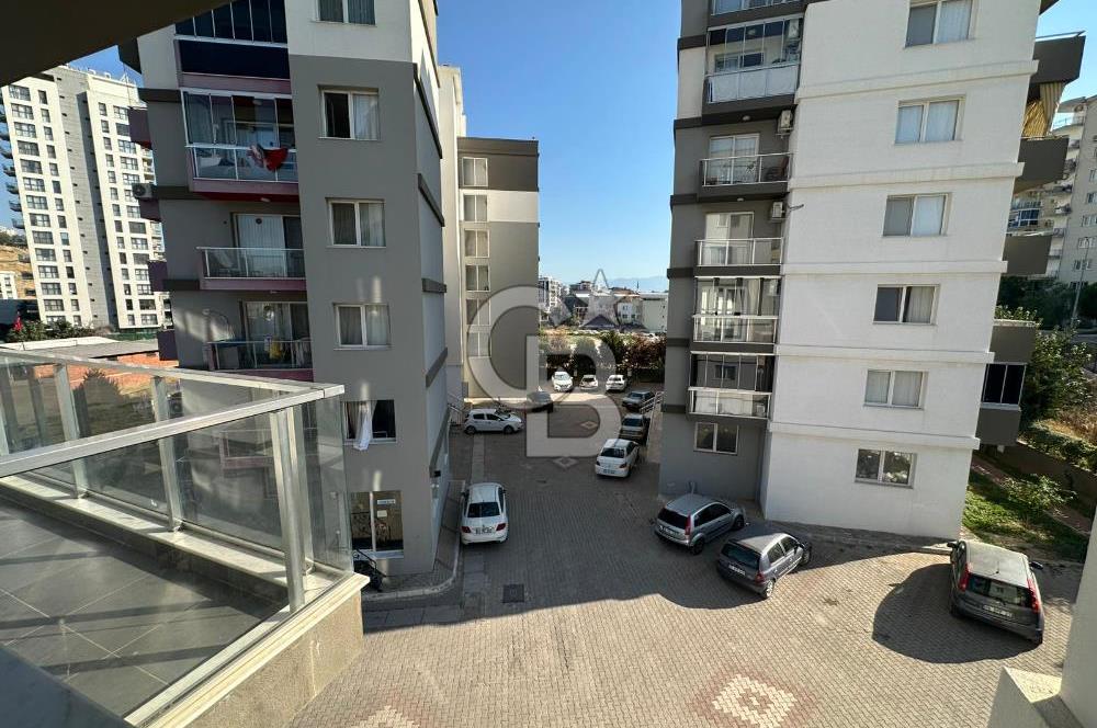 ÇİĞLİ UĞUR MUMCU 3+1 EBEVEYN BANYOLU KİRALIK ÖZEL DAİRE 