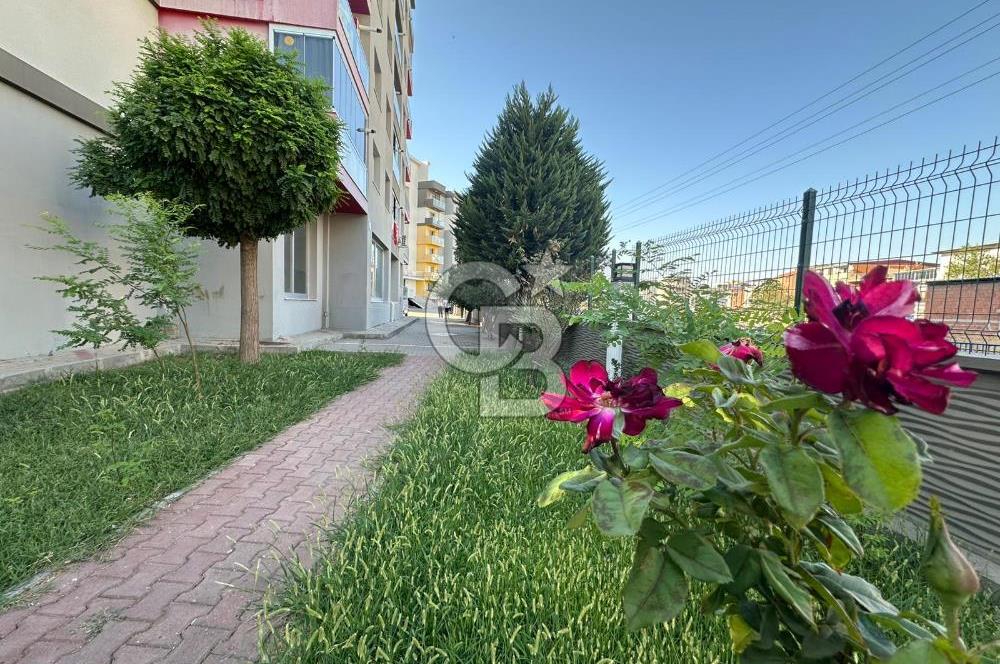 ÇİĞLİ UĞUR MUMCU 3+1 EBEVEYN BANYOLU KİRALIK ÖZEL DAİRE 