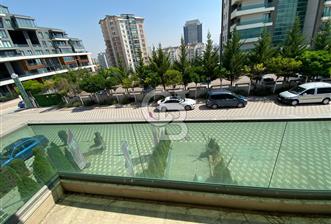 YAŞAMKENTDE CADDEYE CEPHE TABELA DEĞERİ YÜKSEK KİRALIK DÜKKAN
