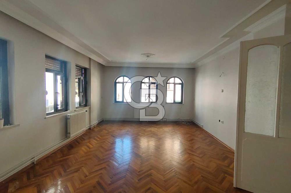 EMİRSULTAN SATILIK 4+1 GENİŞ DAİRE