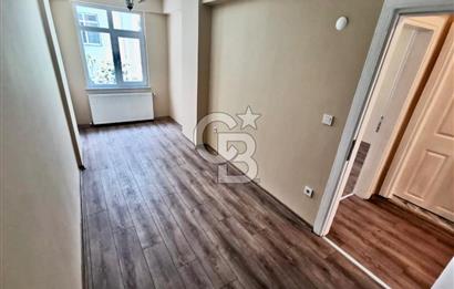 Göktürk Çamlık Caddesinde Acil Satılık 2+1 Ara Kat Daire