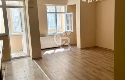 Göktürk Çamlık Caddesinde Acil Satılık 2+1 Ara Kat Daire