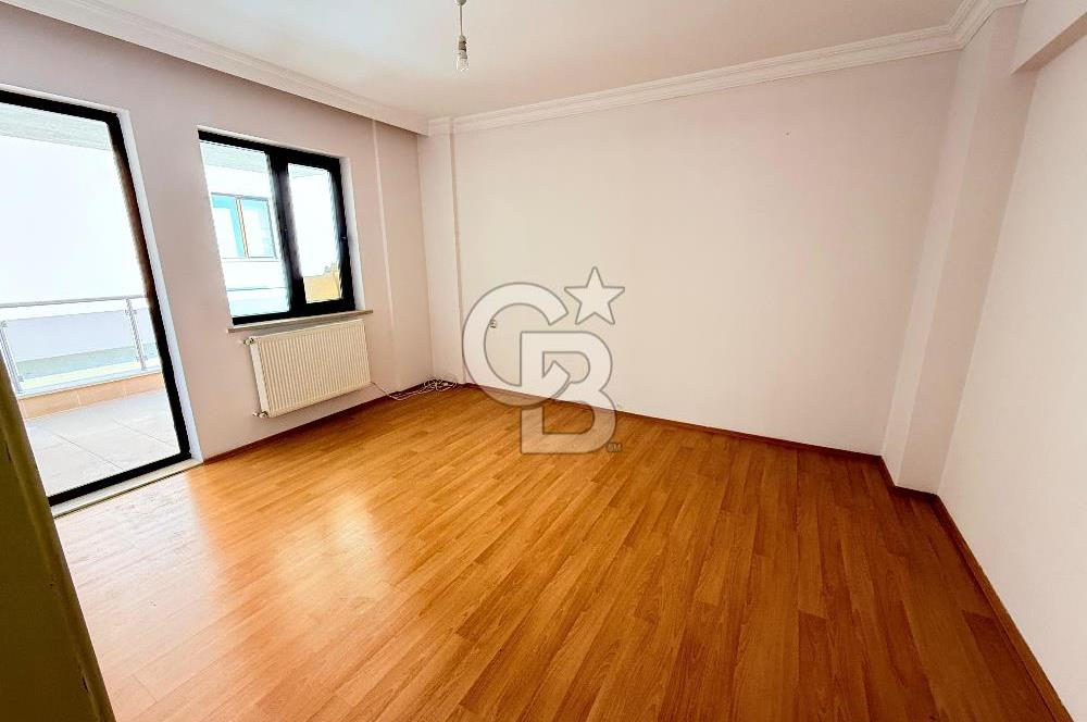Servergazi Mh. Orkide Konutlarında 4+1 215 M² Satılık Daire