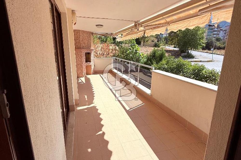 Servergazi Mh. Orkide Konutlarında 4+1 215 M² Satılık Daire