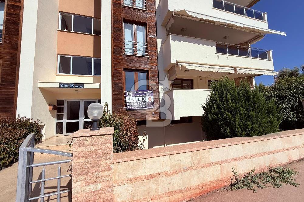 Servergazi Mh. Orkide Konutlarında 4+1 215 M² Satılık Daire
