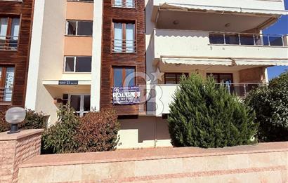 Servergazi Mh. Orkide Konutlarında 4+1 215 M² Satılık Daire