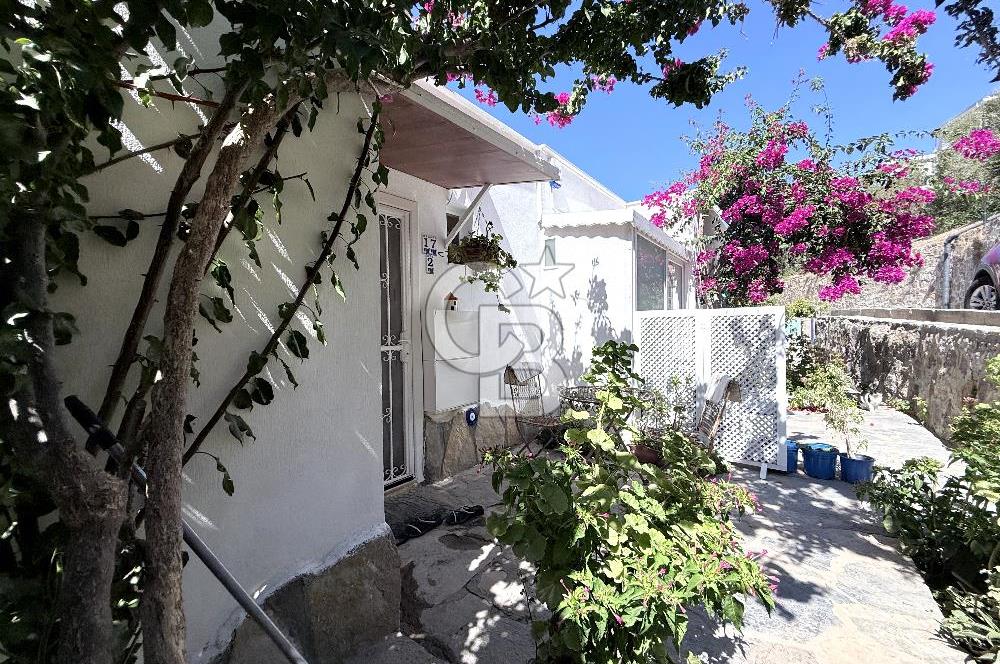 Bodrum Gün Batımı Sitesinde Deniz Manzaralı, Havuzlu 2+1 Müstakil Ev