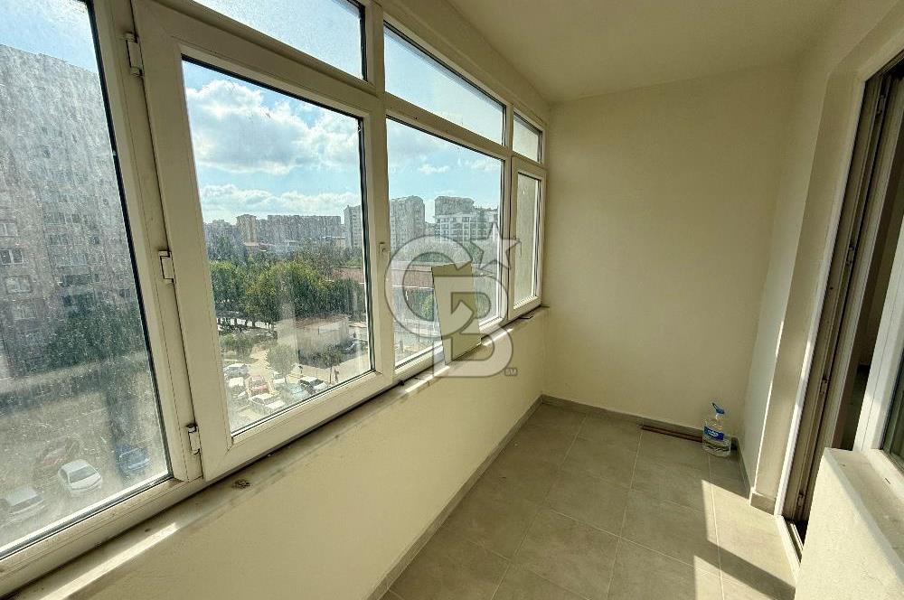 BEYLİKDÜZÜ BASINDOĞA SİTESİ SATILIK 3+1 DAİRE FULL TADİLATLI