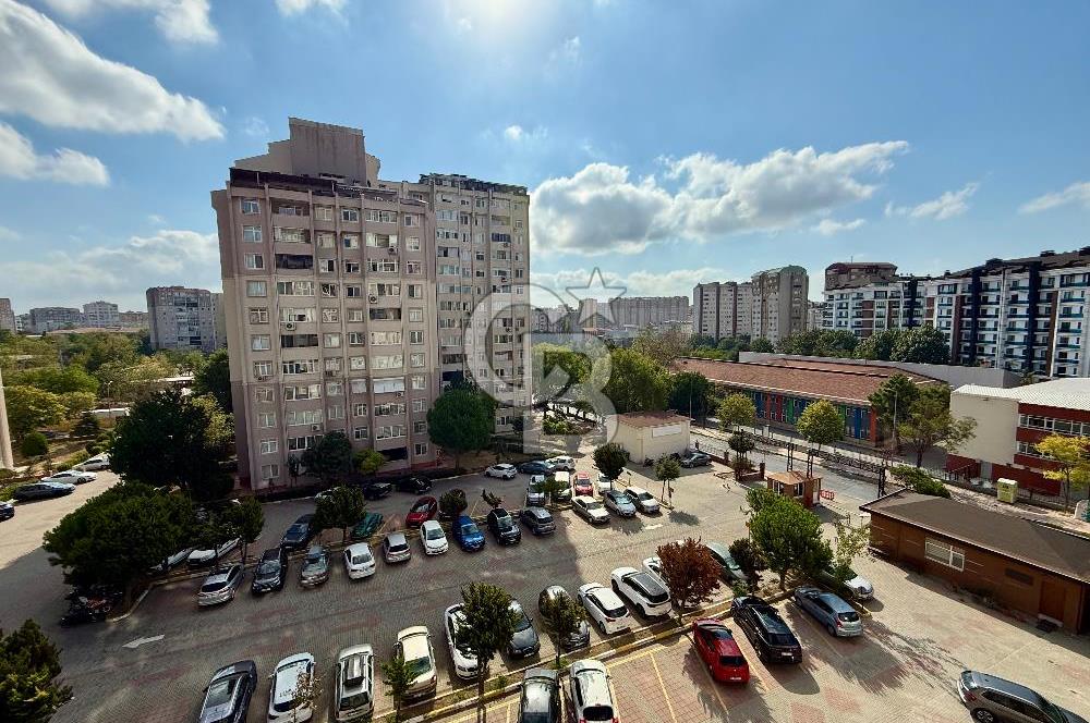 BEYLİKDÜZÜ BASINDOĞA SİTESİ SATILIK 3+1 DAİRE FULL TADİLATLI