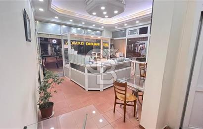 Balçova Ata Caddesinde 27 m2 Satılık Köşe Dükkan