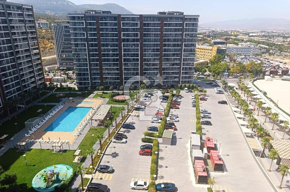 Manisa Meydan Sitesi Havuz Cephe 1+1 Kiralık Daire 