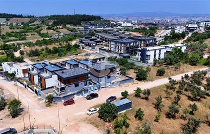GÜMÜŞTEPEDE MANZARALI MÜSTAKİL HAVUZLU VİLLA